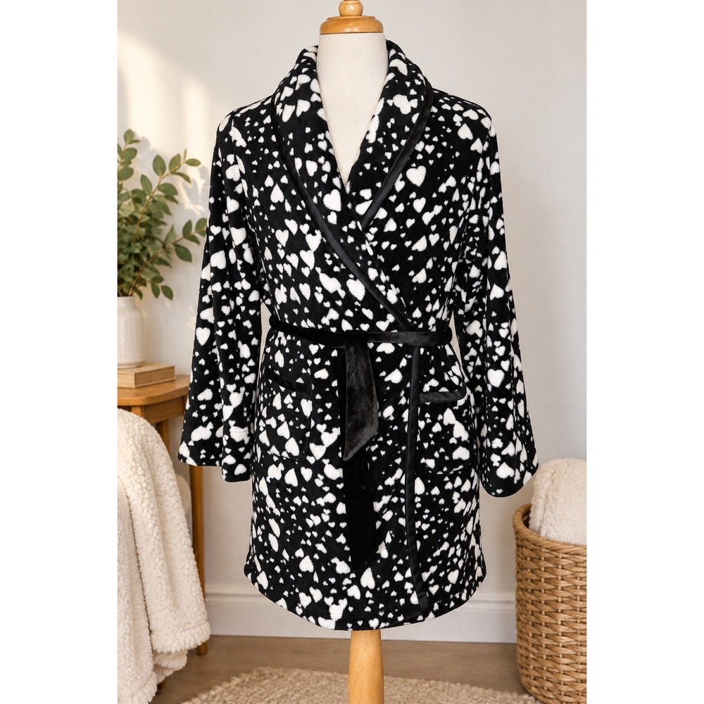 La Senza Plush Black White Heart Print Plush Fleece Robe Shawl Collar Cozy